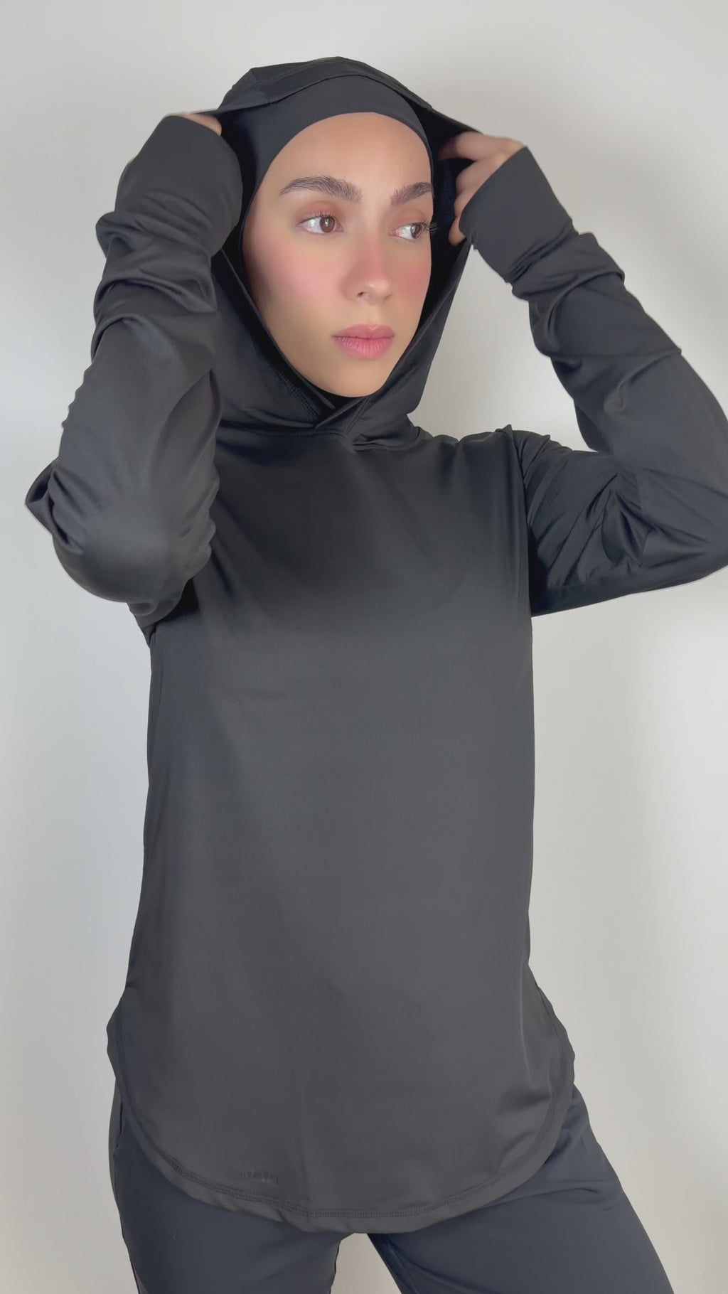 MALI Performance Hooded Top – Black
