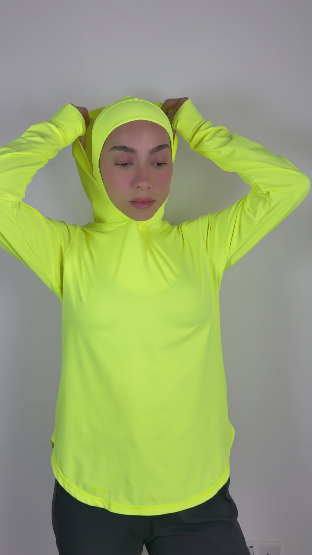 MALI Performance Hooded Top – Neon Yellow